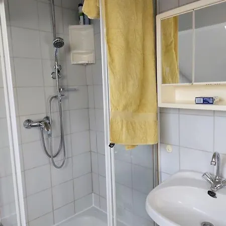 Helle Ruhige Zimmer Zu Vermieten Kassel Exterior photo