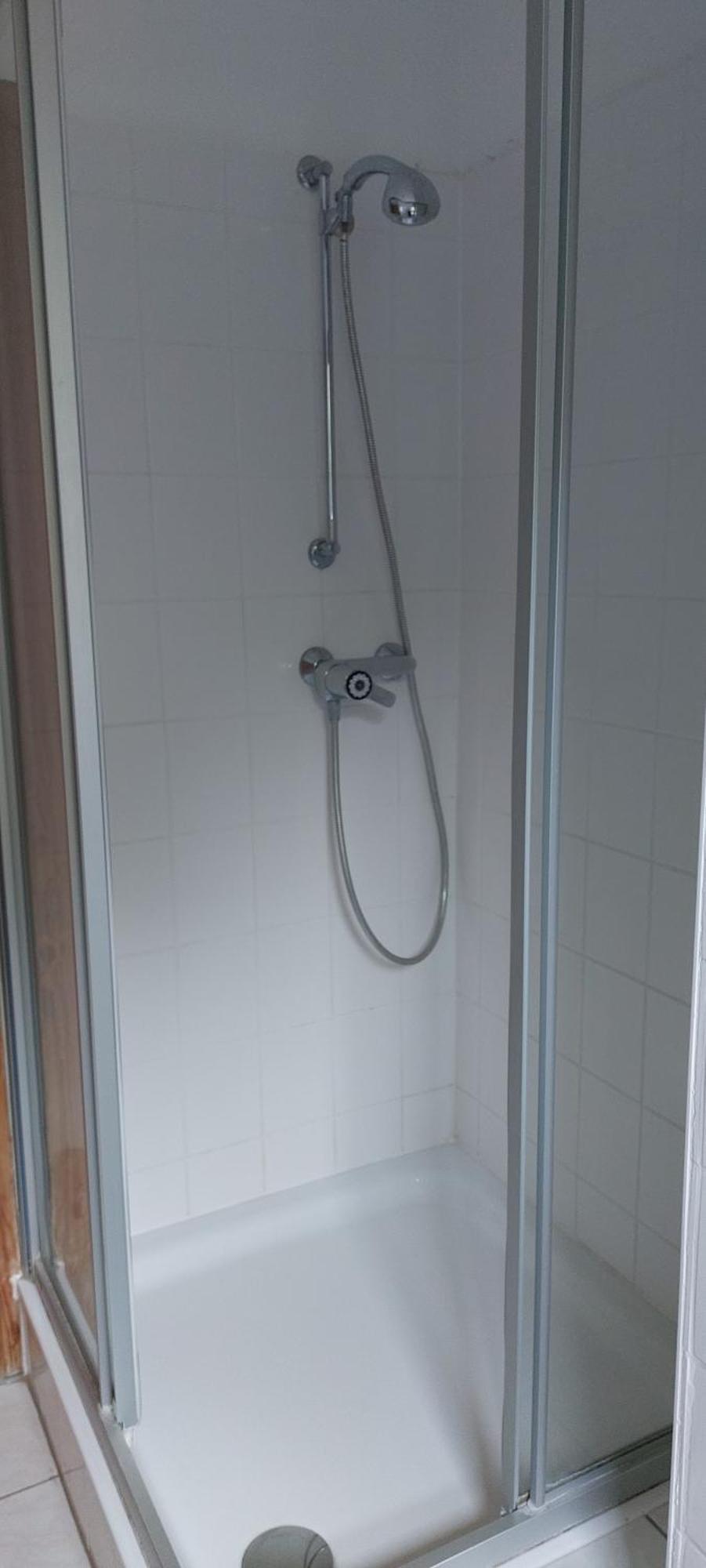 Helle Ruhige Zu Vermieten Apartment
